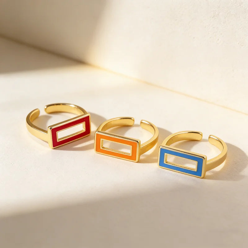 QIKU Trendy Hollow Rectangle Crystal Opening Adjustable Ring Luxury Korean Jewelry Colorful Ring Wedding Party Gift Customized