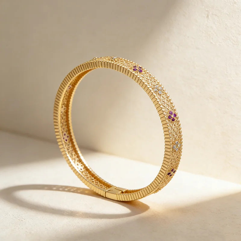 QIKU Luxury Crystal Hollow Out Women Bracelet Copper Cubic Zirconia Bangle Wedding Engagement Jewelry Accessories Gift Wholesale