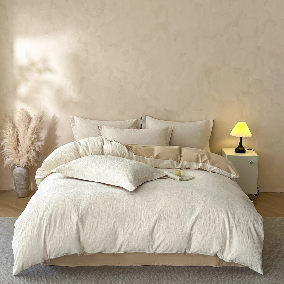 OEM/ODM Home Textile 2026 New All-Cotton Flat Sheet Jacquard Duvet Cover Solid Color 4-Piece Bedding Set MegaBDM