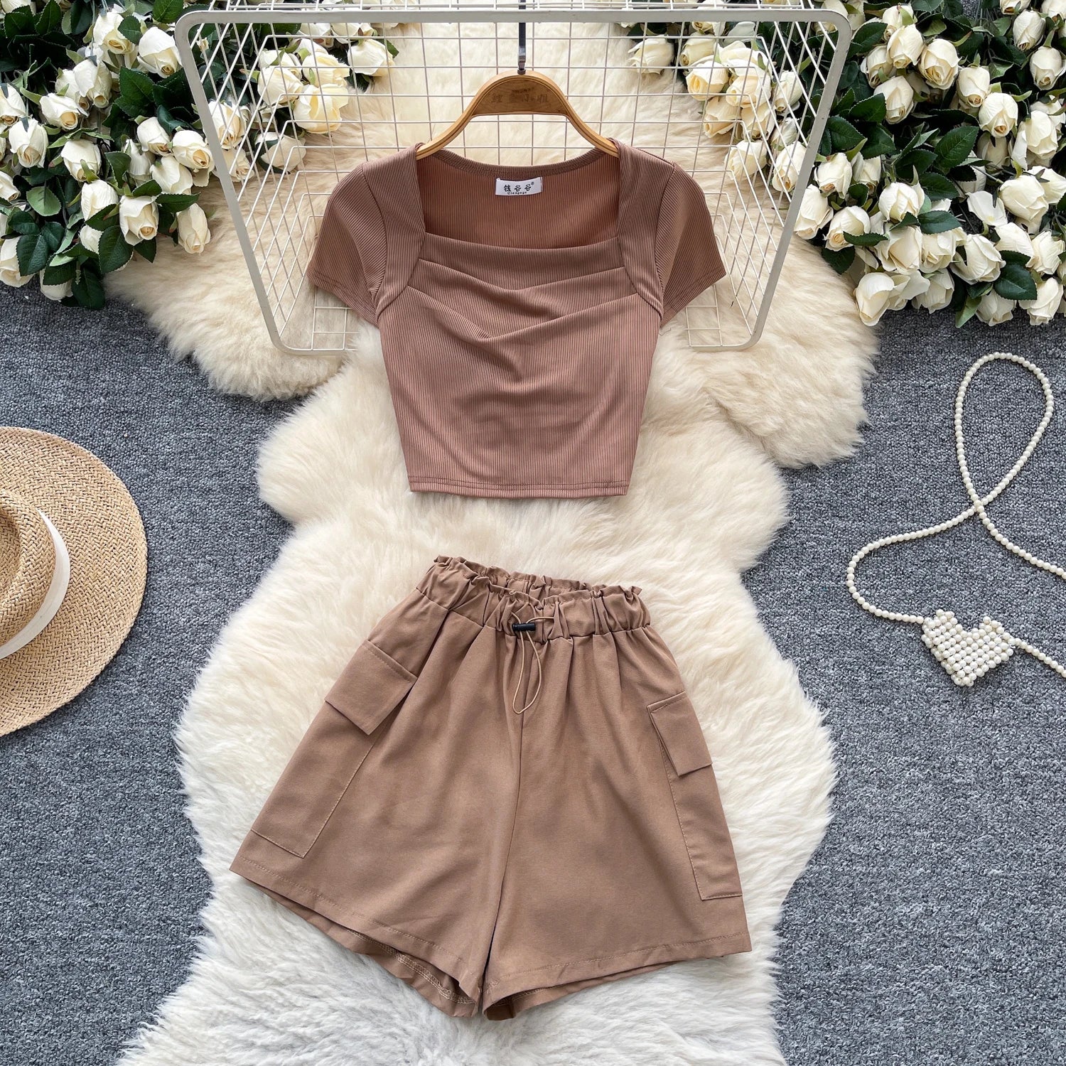 Summer Women's Casual Sets Square Collar Top And High Waist Shorts Set Jogging Suits Wholesale