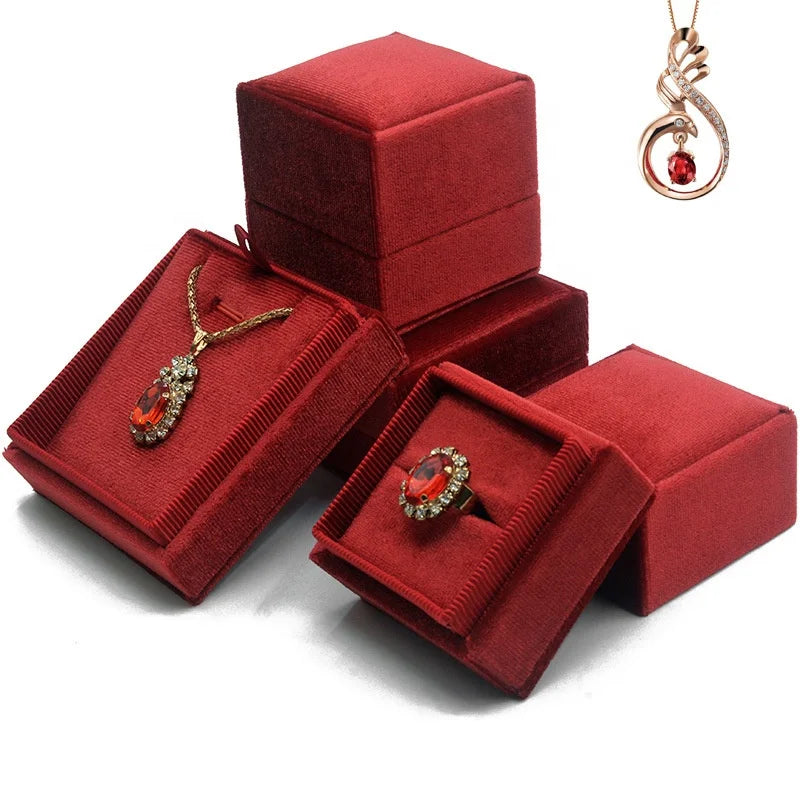 Mini Portable Engagement Ring Box Velvet Luxury Jewelry Box Custom Organizer Earring Bangle Pendant Jewellery Packaging