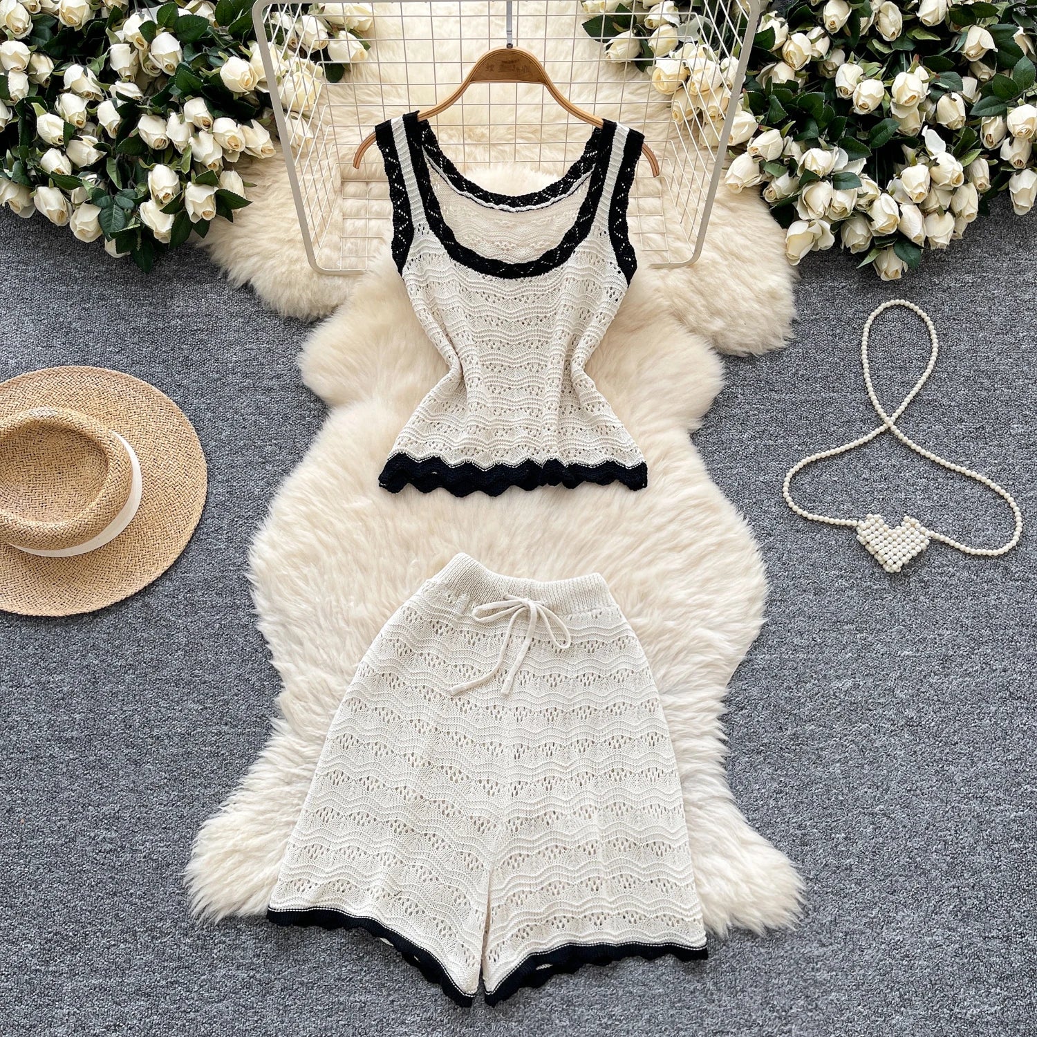Summer Women's Casual Sets Top And High Waist Floral Printed Slim Knitted Shorts Set Clothing Wholesale