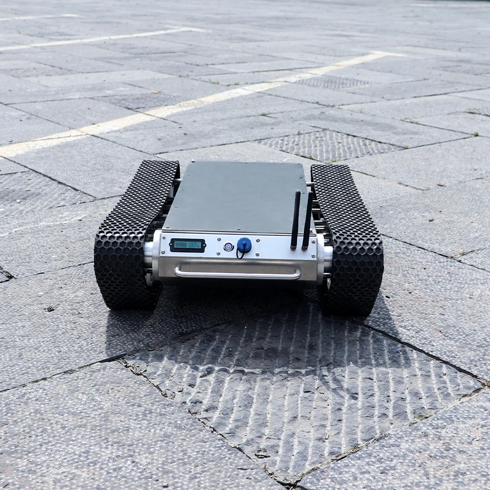 Robot Chassis Specifically for Solar Panel Cleaning Robots Well-Suited for Outdoor Operations