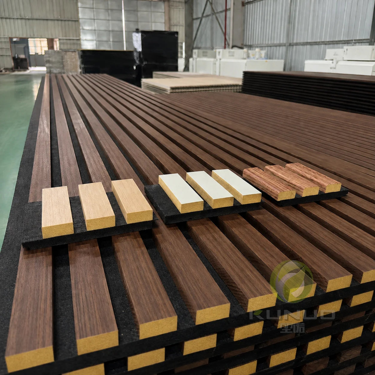 Wholesale Akupanel Wood Slat Acoustic Panel Modern Veneer MDF Wall Eco-Friendly NRC 0.9 Living Room Hotel Sound Insulation MegaBDM