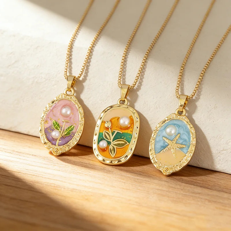 QIKU 18K Gold Plated Copper Pearl Necklace for Women Dainty Leaf & Starfish Pendant Necklace Bohemian Beach Jewelry Gift