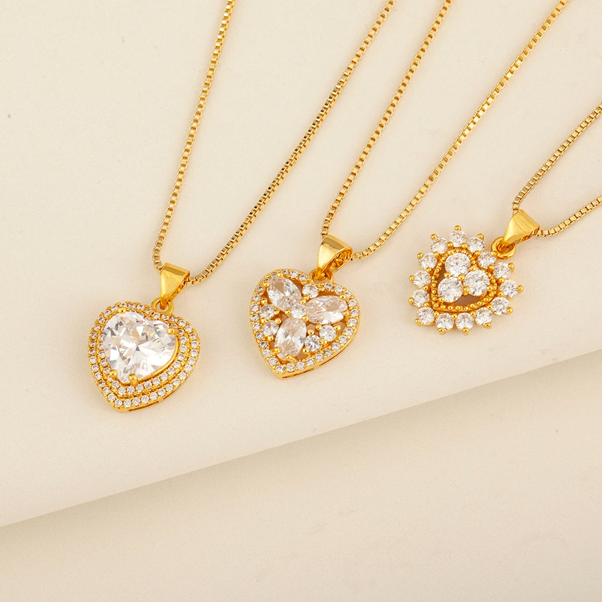 QIKU Gold Heart Pendant Necklace Cubic Zirconia Dainty Simple Locket Vintage Necklace for Women Couples Girlfriend Jewelry