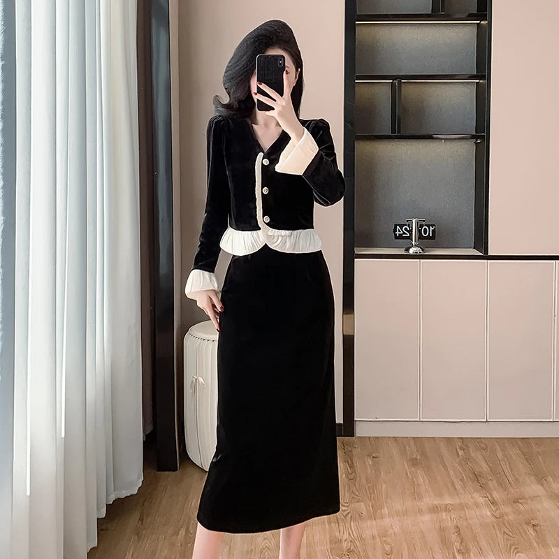 Fall Roman 2 Piece Set for Women V-Neck Top And Velvet Set Clothing Wholesale