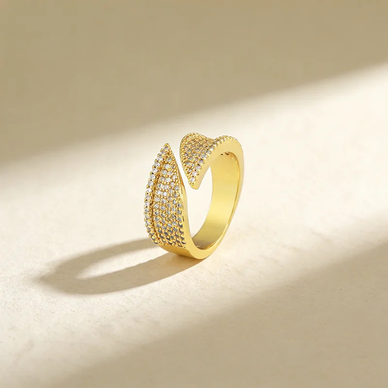 QIKU Wholesale Luxury Gold Color Adjustable Opening Rings Diamond Micro Paved Copper Zircon Unisex Gift Customized