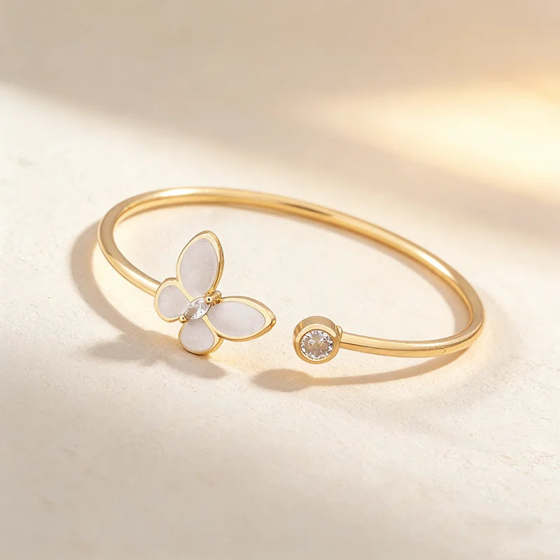 QIKU Top Quality Butterfly Design Rhinestone Opening Bracelets Gold Plated Copper Cubic Zircon Cuff Bangles Party Jewelry Gifts