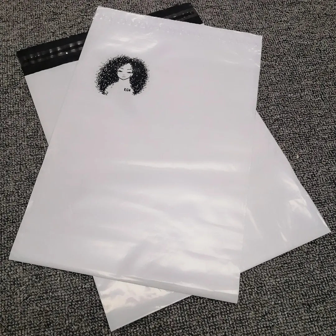 Wholesale High Quality Reusable Handle Shipping Bags Waterproof White Mailer Bag with Self-Adhesive for Clothes