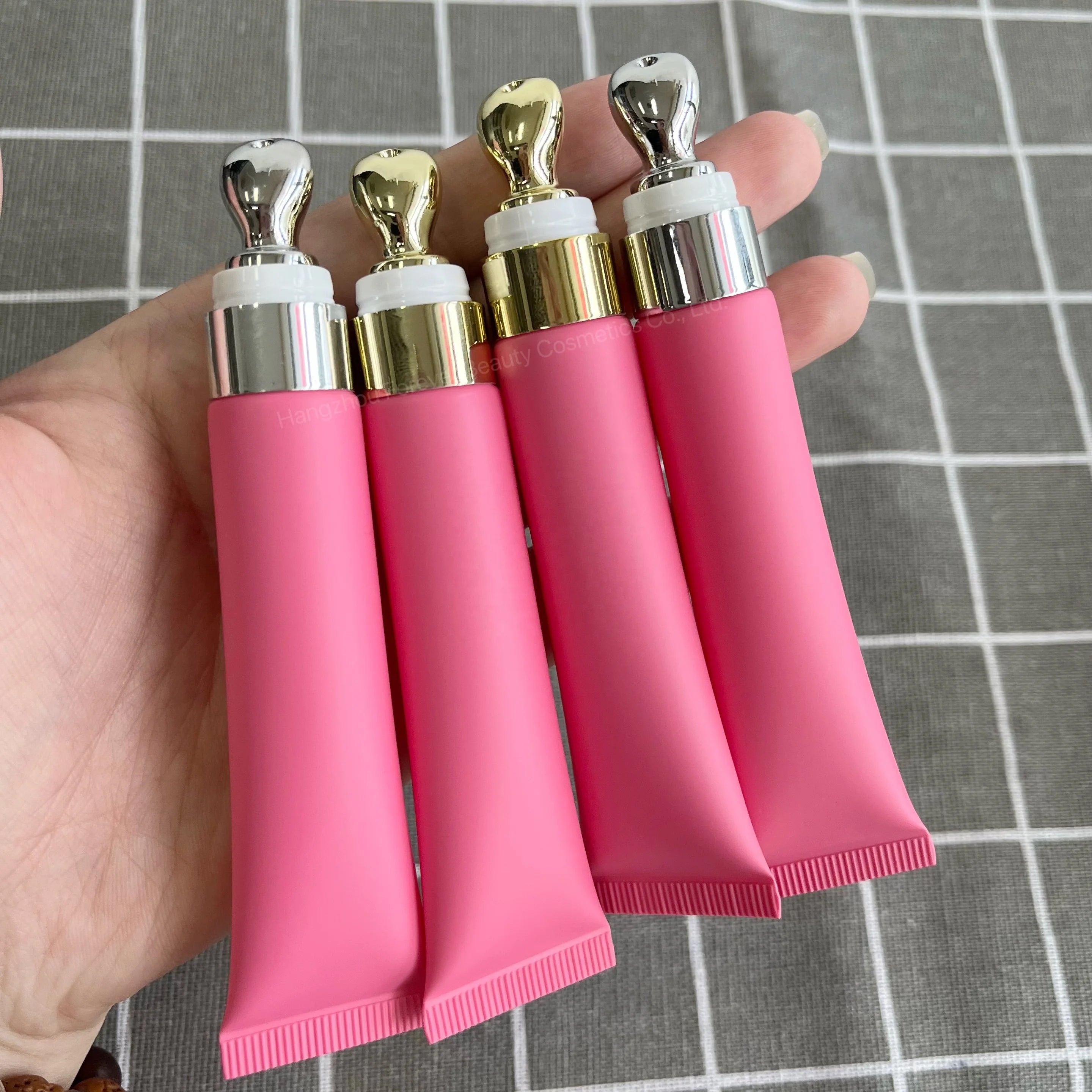 Lips Booster Plumping Glow 15ml Squeeze Tube Vegan Lip Volumizer Custom Logo