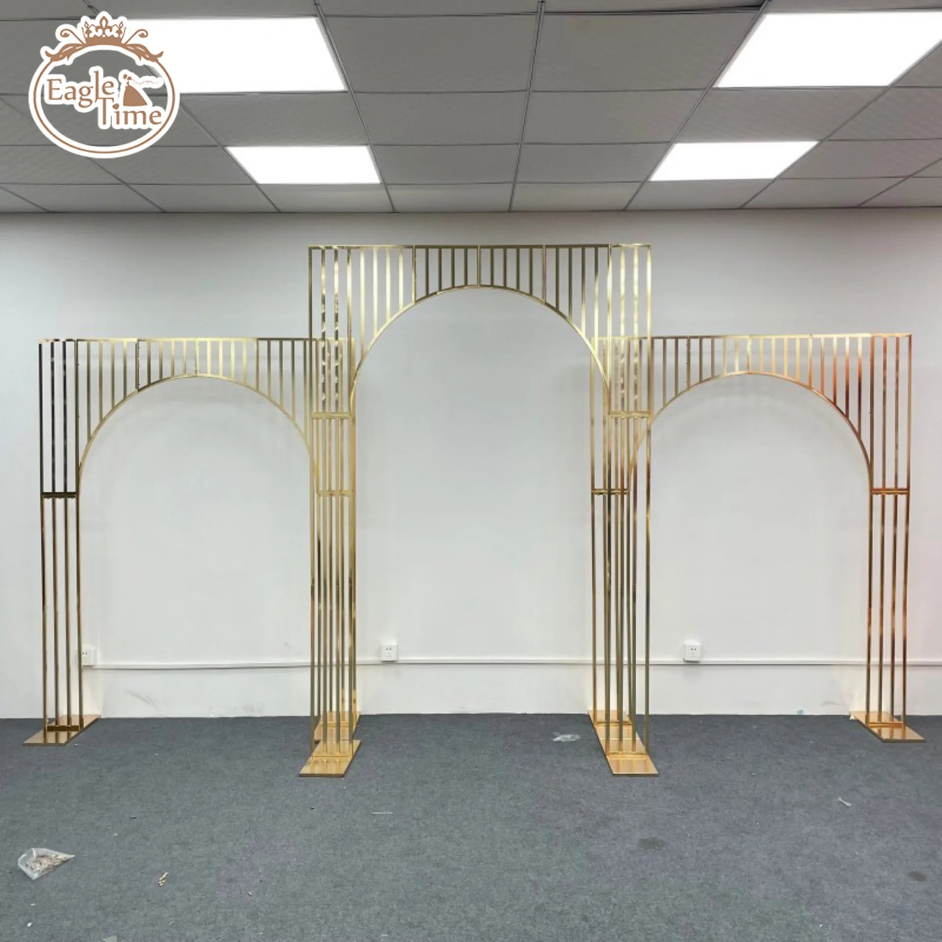 2024 Hot Selling Metal Golden Wedding Arch Backdrop Party Flower Stand Decorations Background for Event