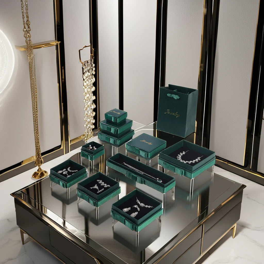 Elegant Retro Gold Foil Printed Square Jewelry Box Luxury Velvet Lined Ring Case for Earrings Necklaces Rings Side Bow Gift Box