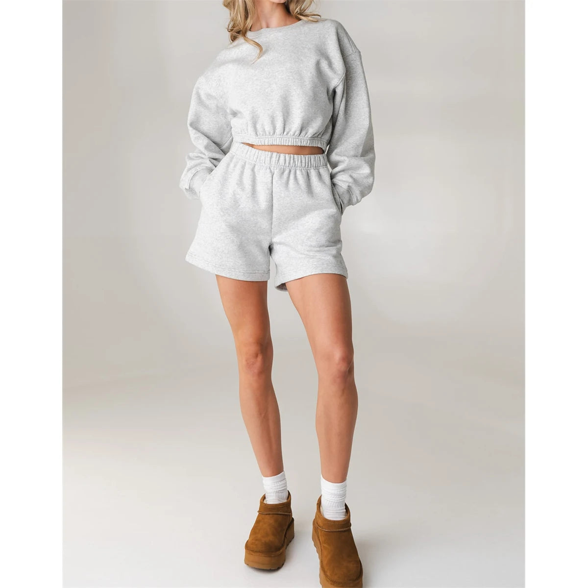 Women Sports Comfort Long Sleeve Sweatshirt and Elastic High Waist Training Shorts Set Cropped Sweatshirt and Shorts 2 Piece Set