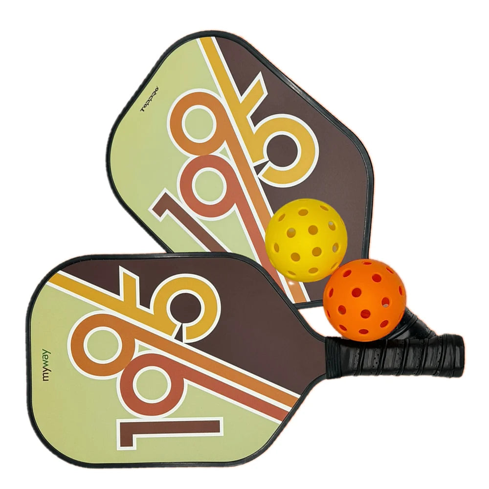 High Performance Squash Paddle with Granular Frosted Squash Balls for Players