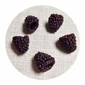 Artificial Raspberry Resin Mini Fruit Toy Home Kitchen Party Lifelike Raspberries Photography Props Wedding Decoration Ornaments
