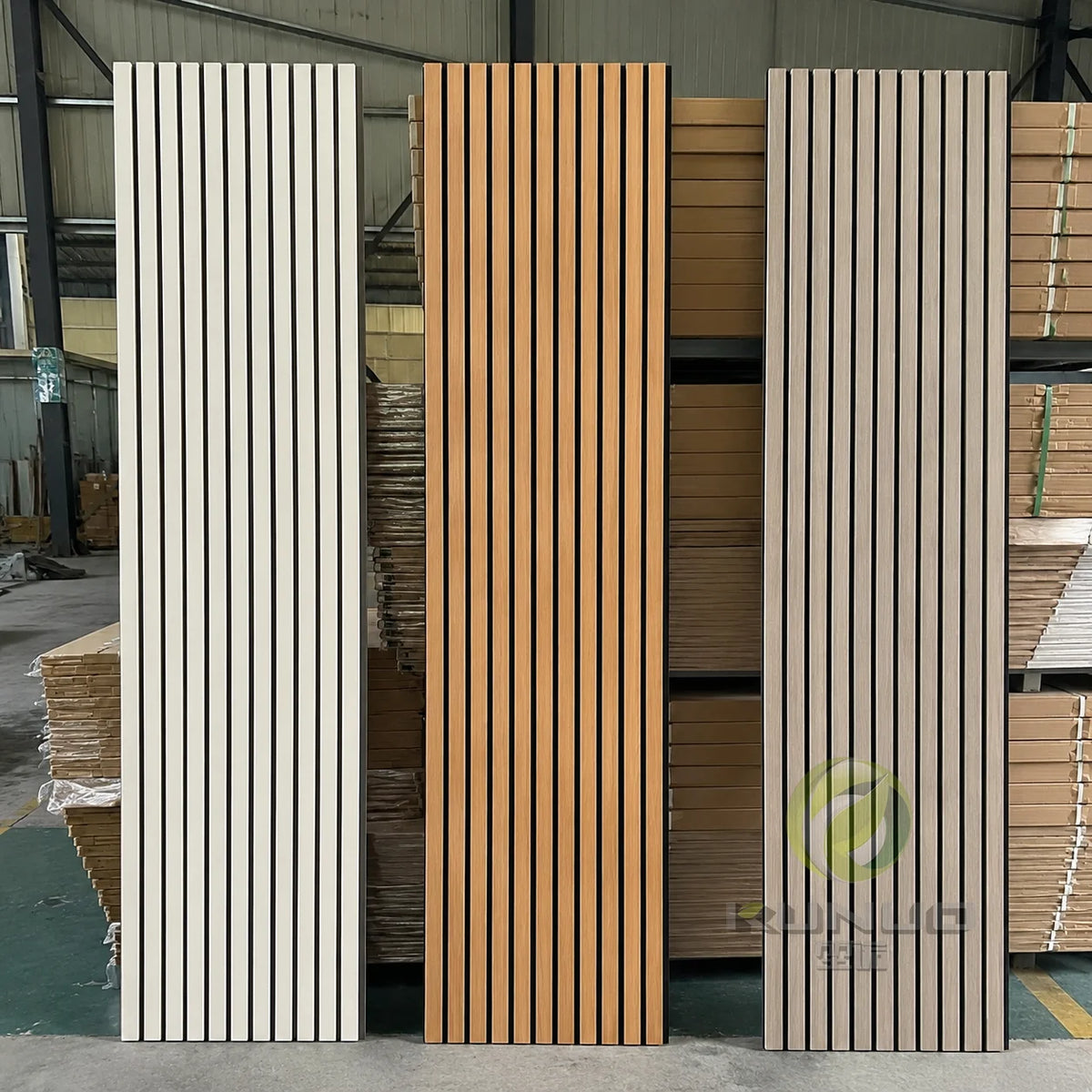 Akupanel Wood Slat Wall Panels Acoustic Soundproofing Eco-Friendly NRC 0.9 Decorative Felt Slat Wall for Living Room Hotel MegaBDM