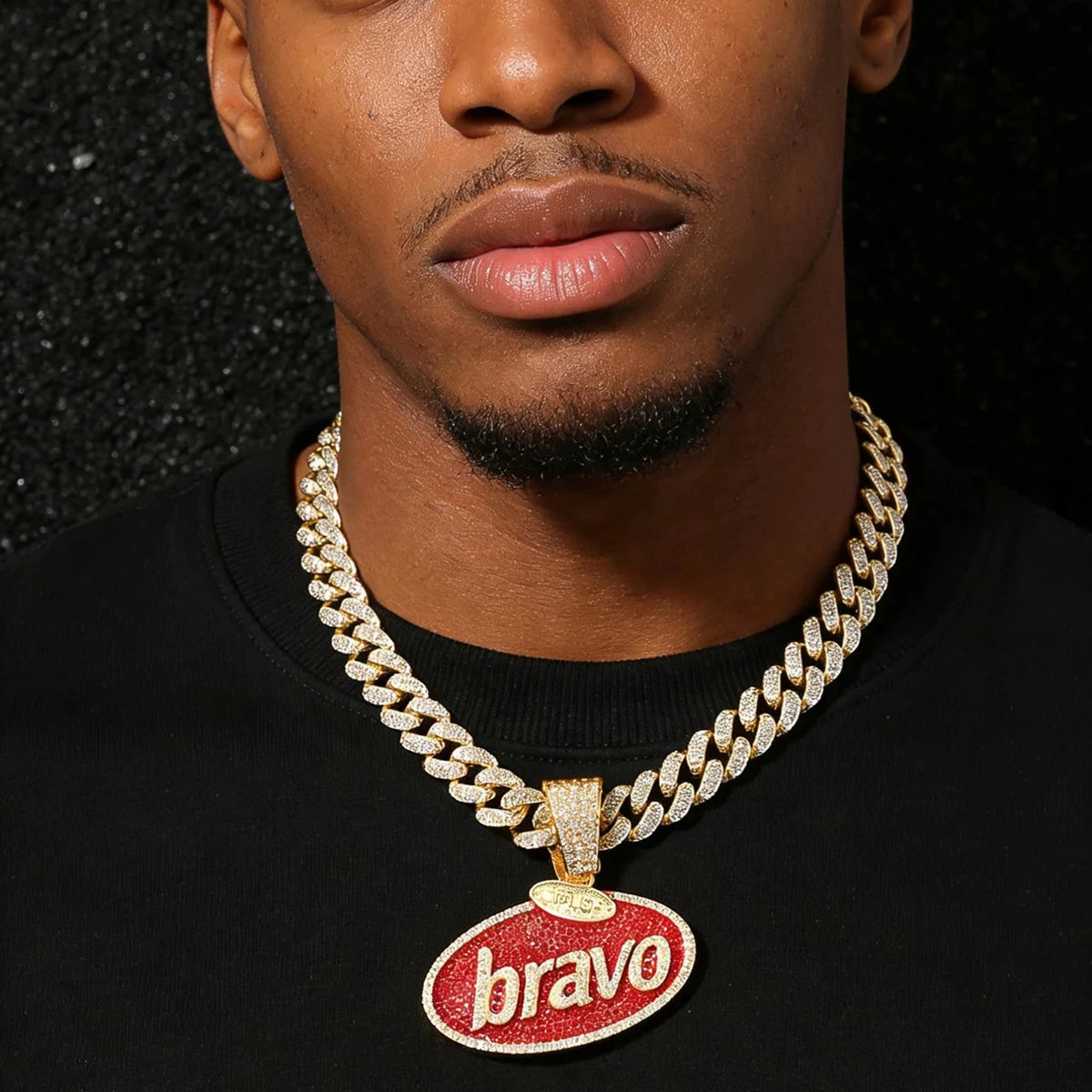 High Quality Iced Out Oval Bravo Pendant Necklace Cuban Chain Unique HipHop Fashion Alloy Crystal Jewelry for Men Wholesale Gift MegaBDM