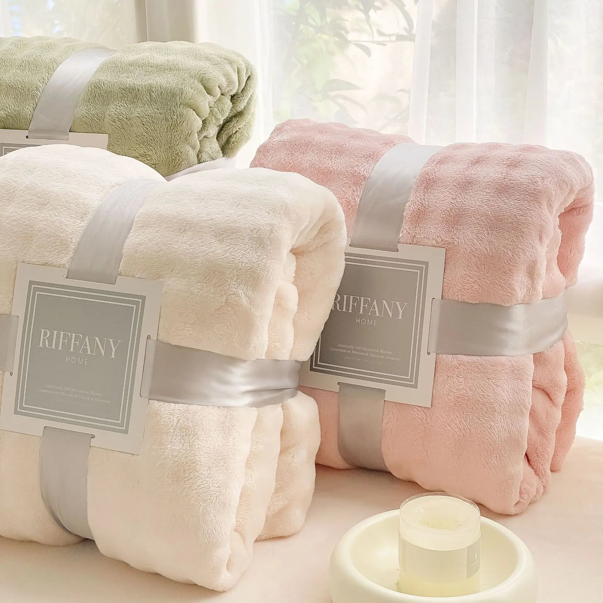 Custom Printed Cozy Woven Jacquard Blanket Soft Plush Fleece Throw with Solid Stripe Winter Sherpa Bedding for Bed