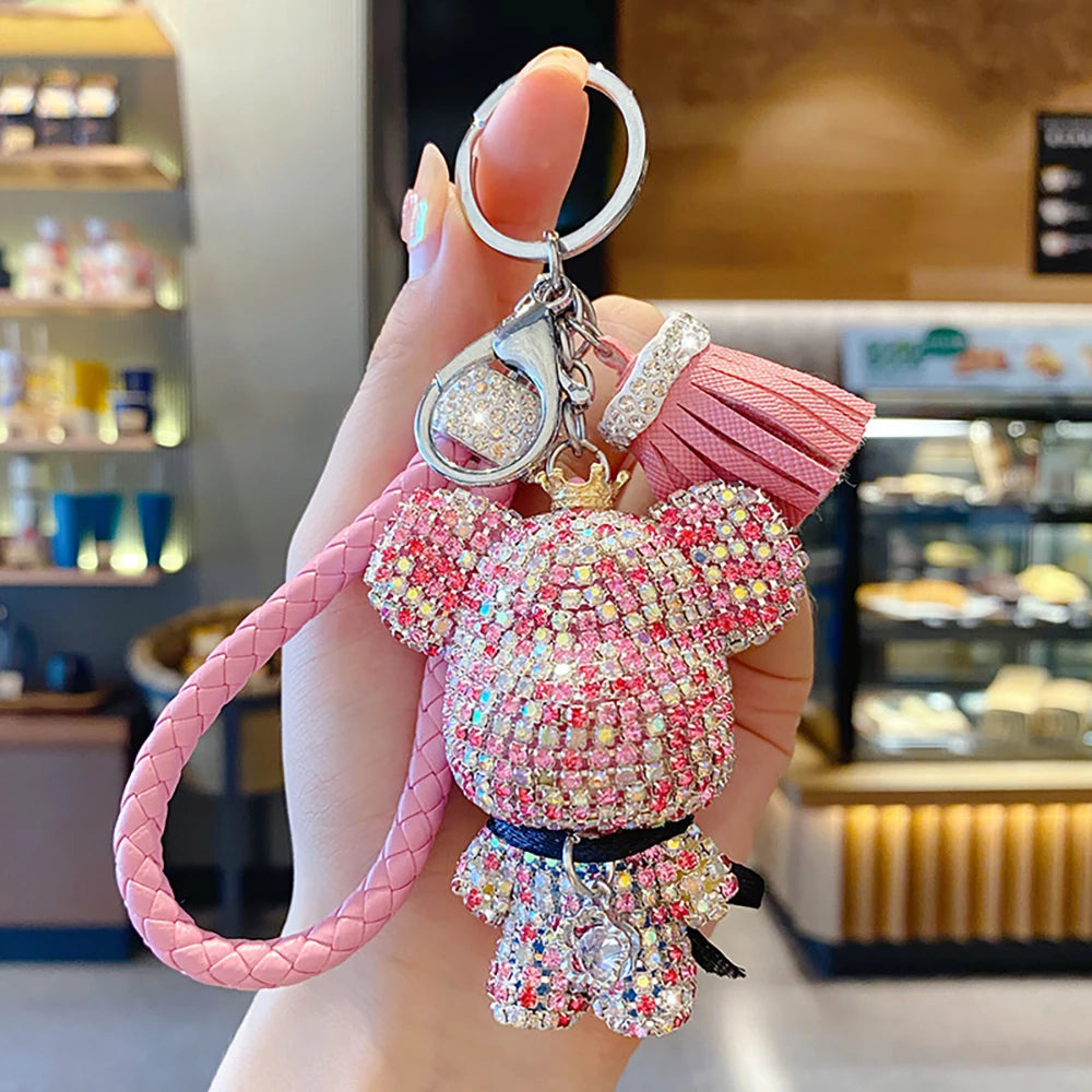 Wholesale Luxury Alloy Keychain Big Head Bear Silk Screen Printed Fashion Crystal Rhinestone Heart Shape Key Souvenir Ladies