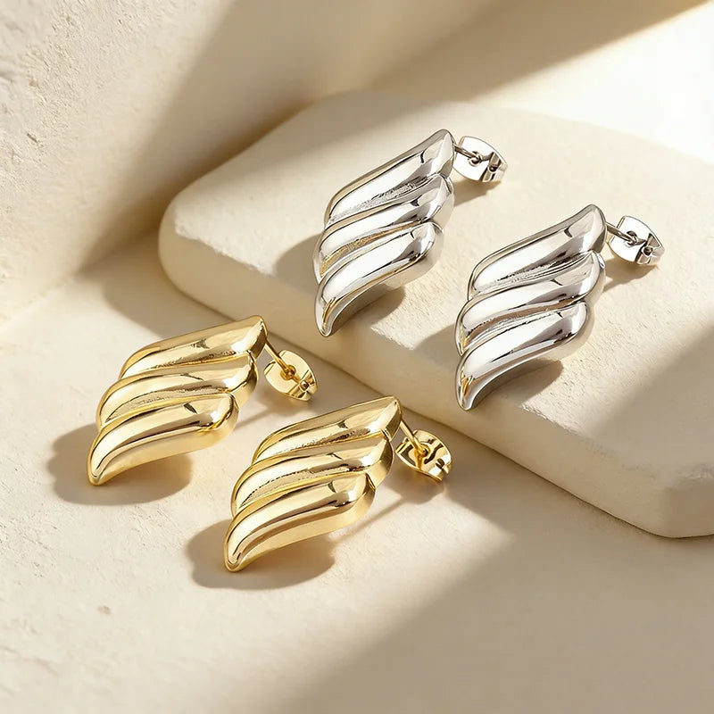 QIKU Modern Wave Stud Earrings Gold/Silver Plated Curved Design Daily Casual Wear Jewelry Gift for Women