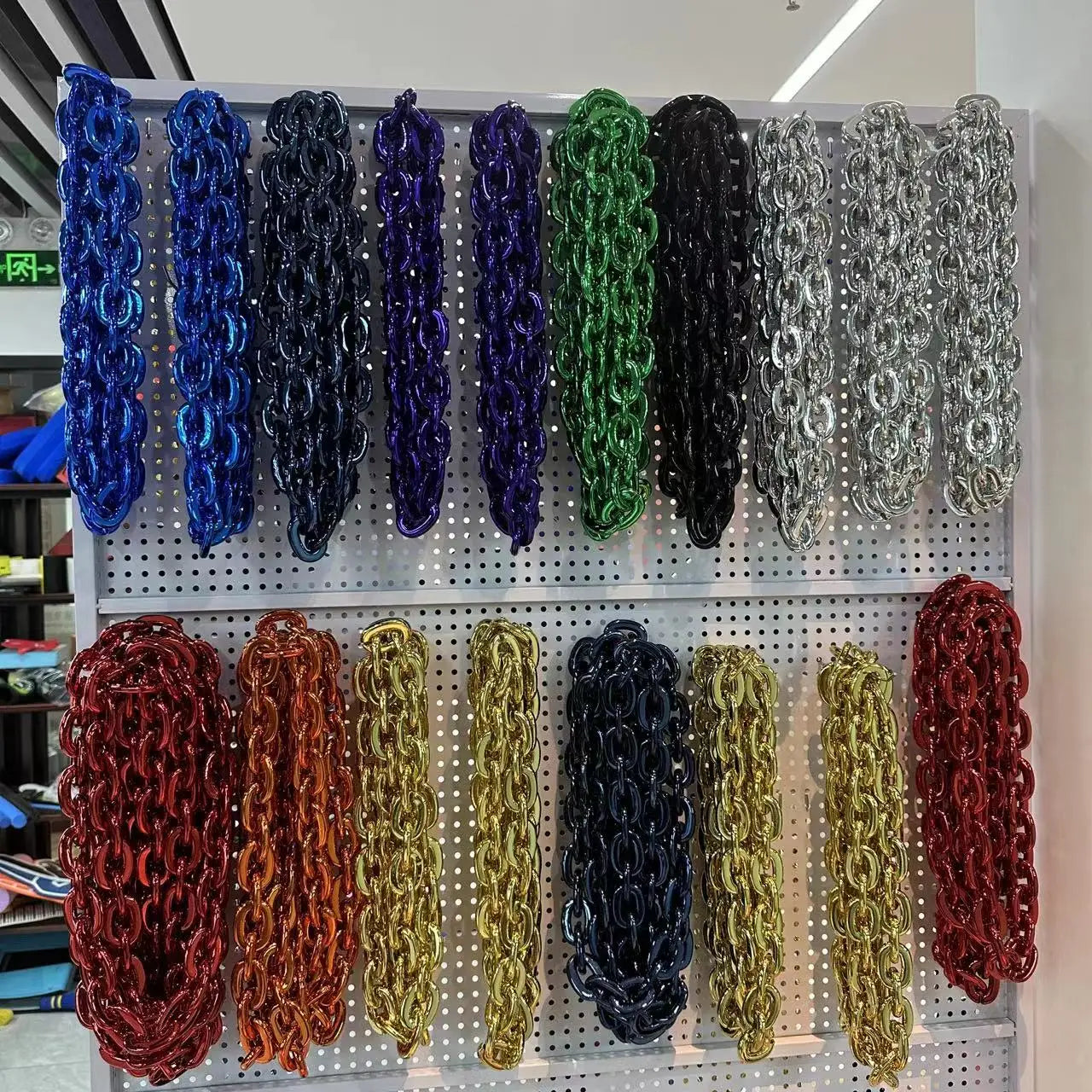 Custom Plastic Chain Bulk Wholesale Rainbow Chains for Sports Fans Concerts Promotional Merchandise Supplies Hiphop Fan Chain