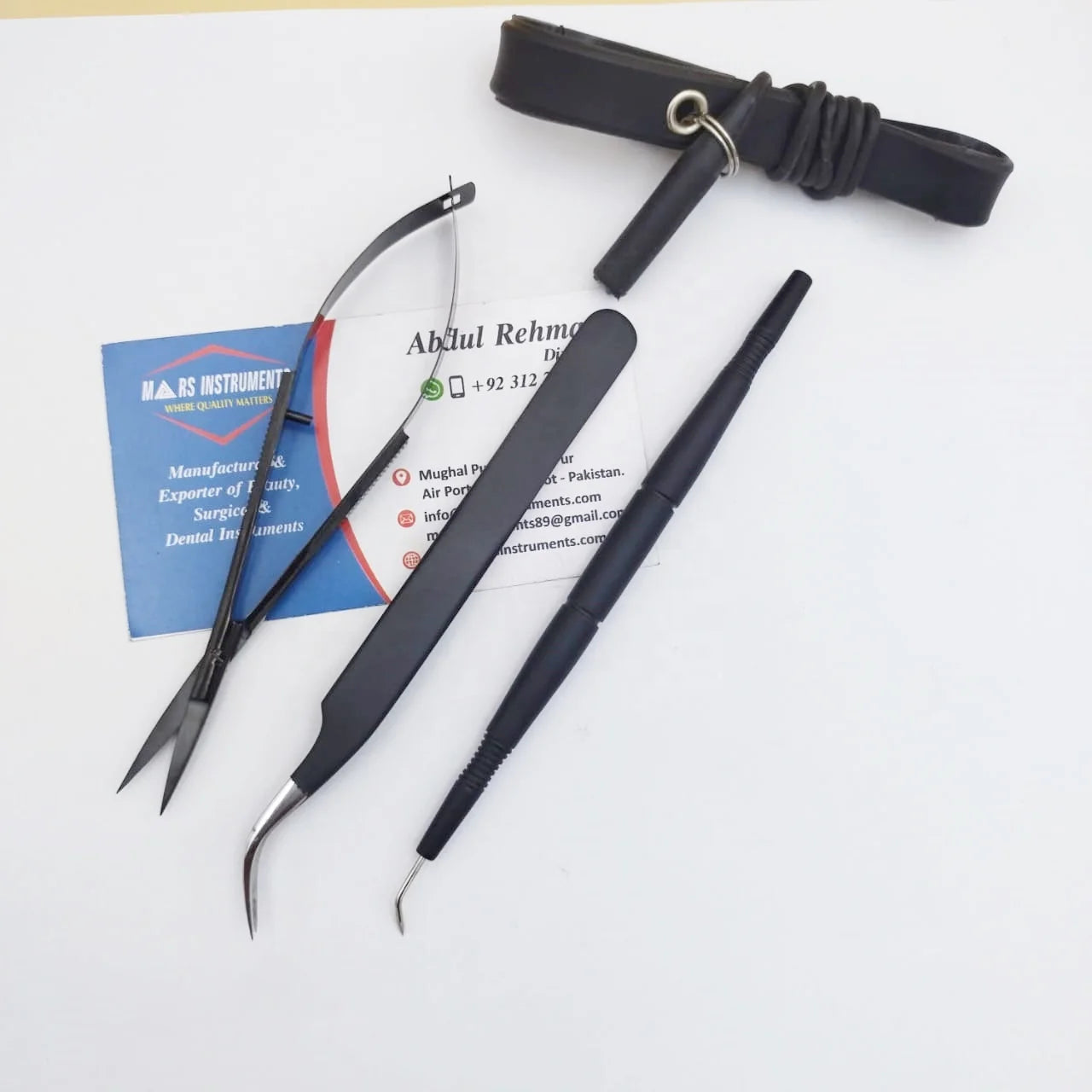 Sustainable Eyelash Extension Tweezers with Spring Scissor Eyebrow Tweezers Holder Protective Bracelet Product Type