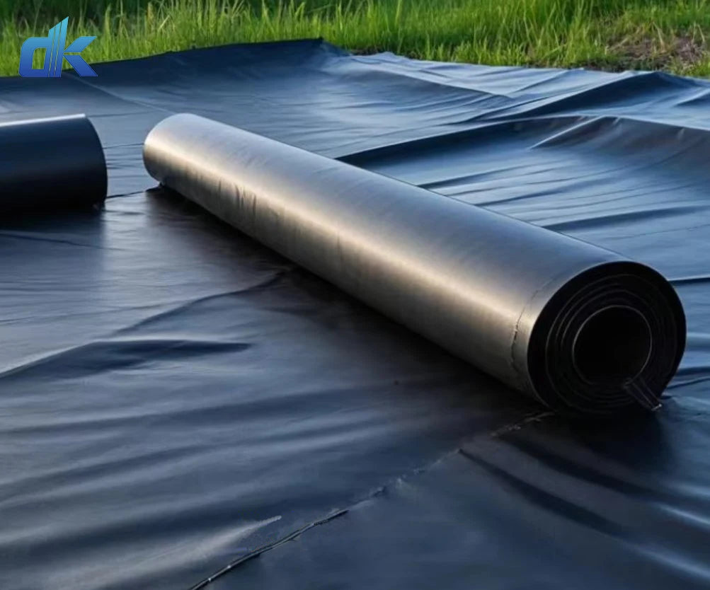 Factory Directly Supply 0.5mm 0.75mm 1.0mm 1.5mm 2.0mm Hdpe Pond Liner Waterproofing Geomembrane Liner for Aquaculture Project MegaBDM