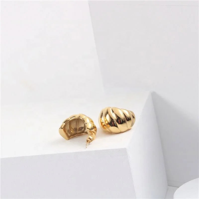 Pvd 18k Gold Plated Chunky Croissant Earring Stainless Steel Hoop Earring