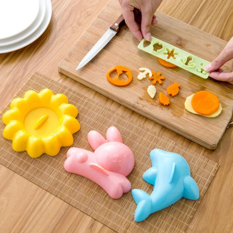 Custom Made Wholesale Press Maker Kitchen Plastic Japan Ball Sushi Rice Bento Mold