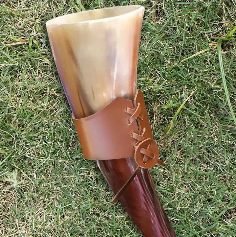 YY Hot Selling Elegant Style PU Leather Horn Hand-held Cup Holder Drinks Insulation Feature