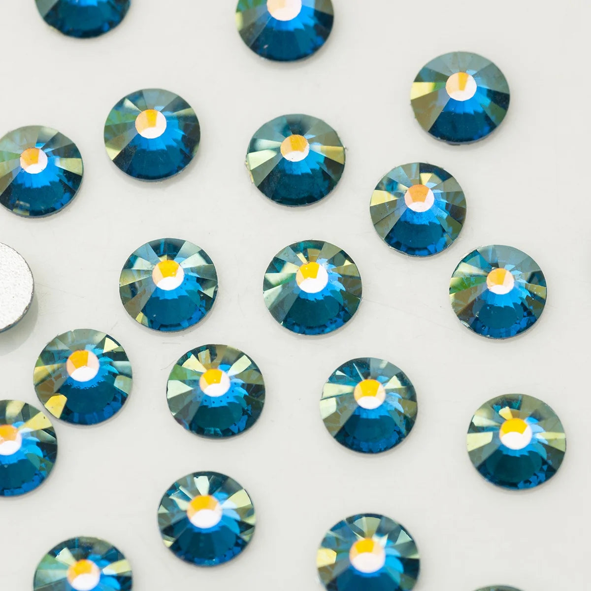 Factory Wholesale Blue Zircon AB Glass Stone Flat Back Glass Rhinestones Non Hot Fix Crystal Rhinestones