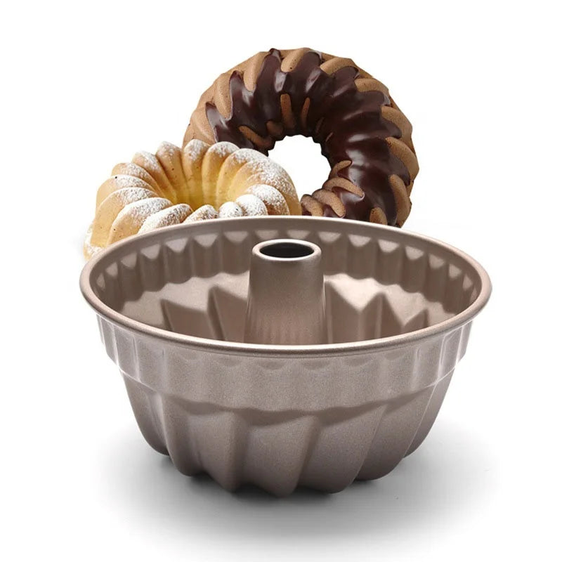 2021 New Model Wholesale Customized Round 3d Donut Shaped Cake Mold Carbon Steel Non Stick Coating Cake Pan Baking Tools