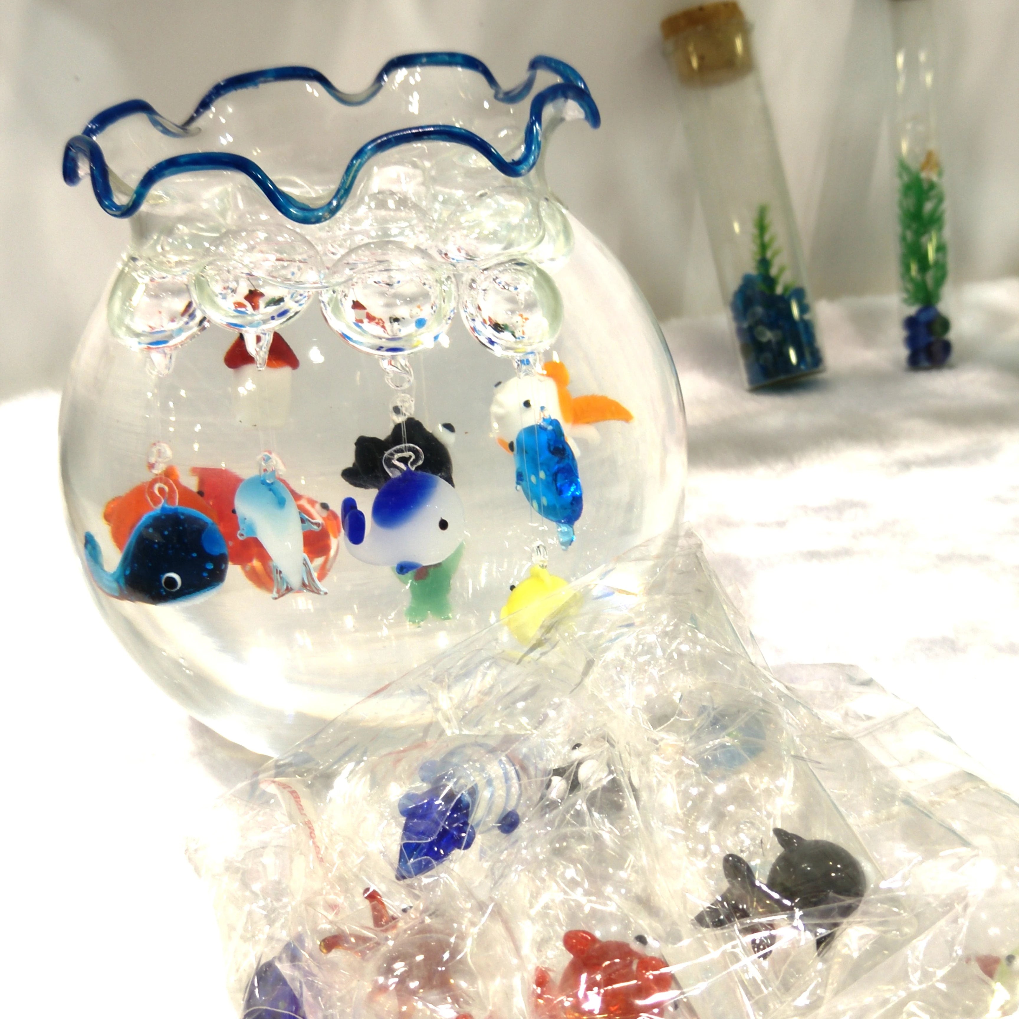 Custom Made Blown Glass Fish for with Animal Figurines for Home Decoration