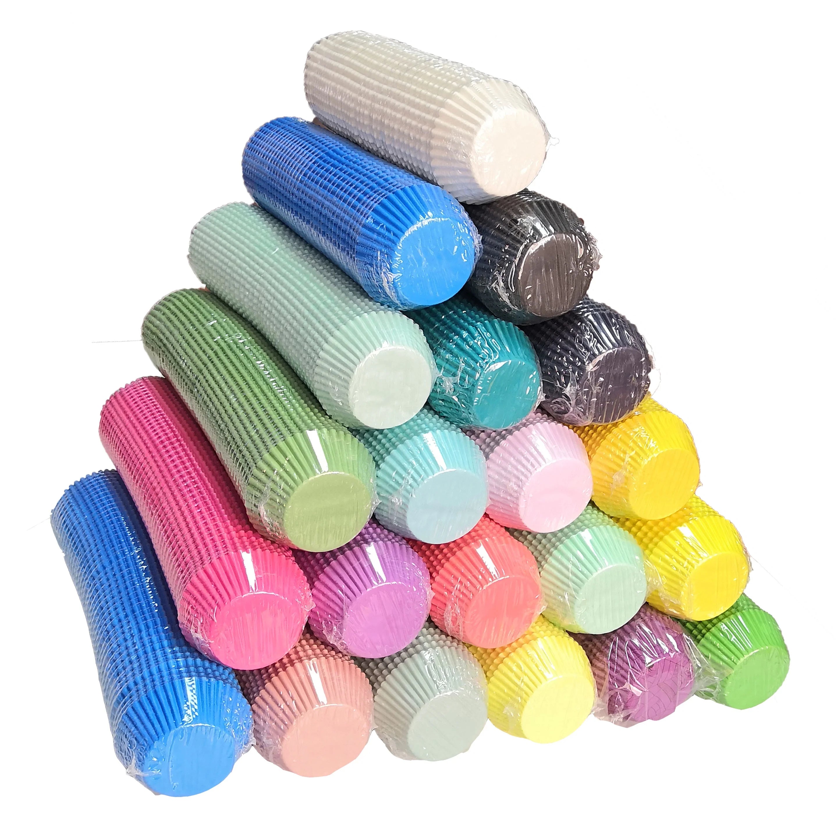 Selling in Stocks China Baking Cake Suppliers  100 Pcs Packed with PVC Tube;  5*3 cm Standard Colorful Dots Cupcake Liners case