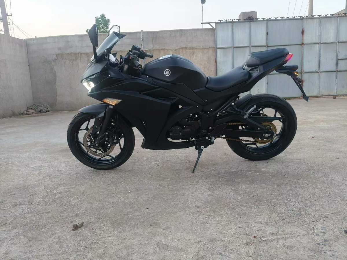 R3-Style Classic Sportbike - 400cc Engine, Smooth Performance MegaBDM