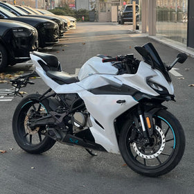 Pre-Owned CFMOTO SR250 Sports Motorcycle - 6-Speed, Dual-Channel ABS