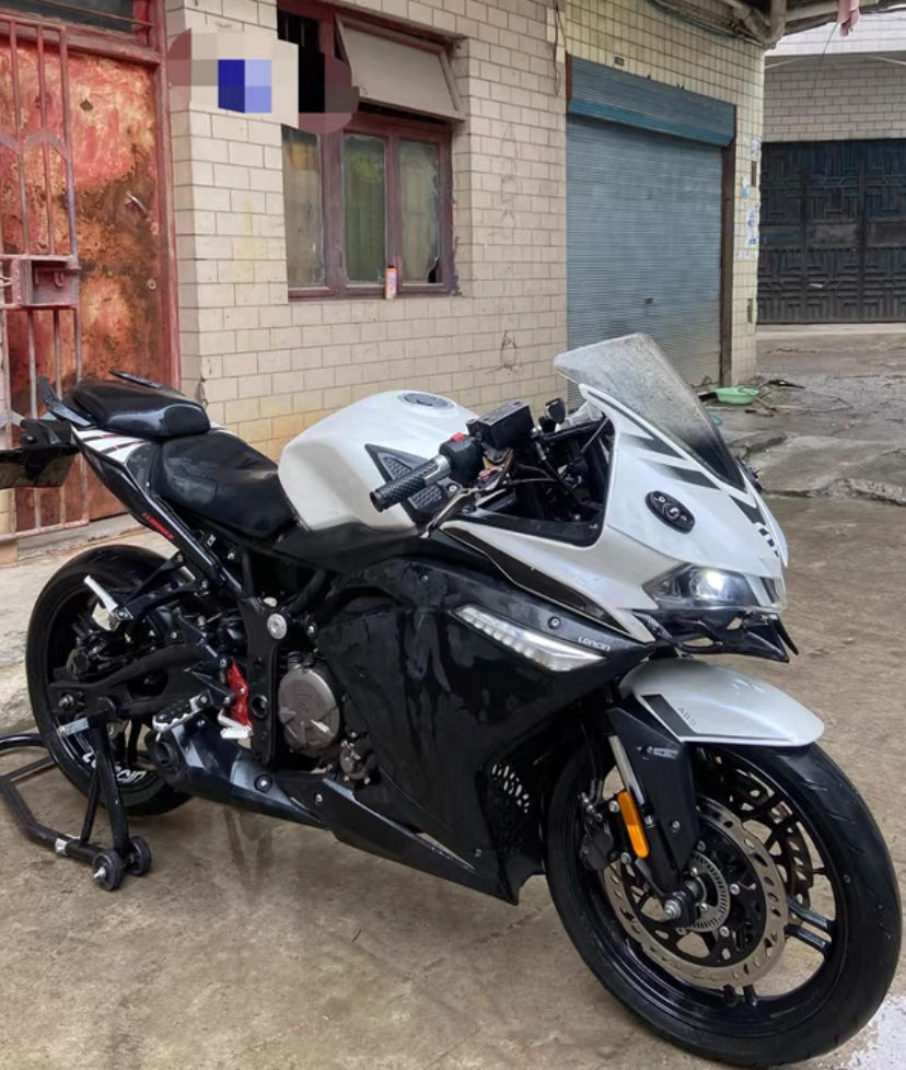 Used Suzuki GSX-1300R (2012) High Quality Sportbike - 1300cc MegaBDM