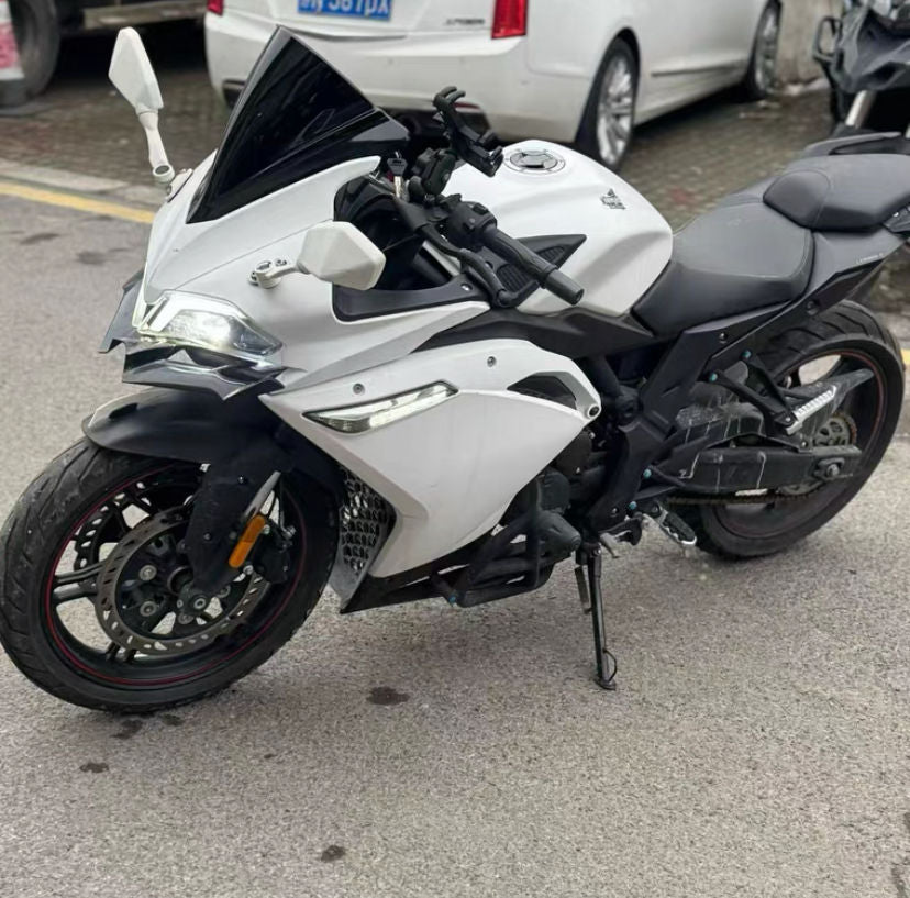 Used Suzuki GSX-1300R (2012) High Quality Sportbike - 1300cc MegaBDM