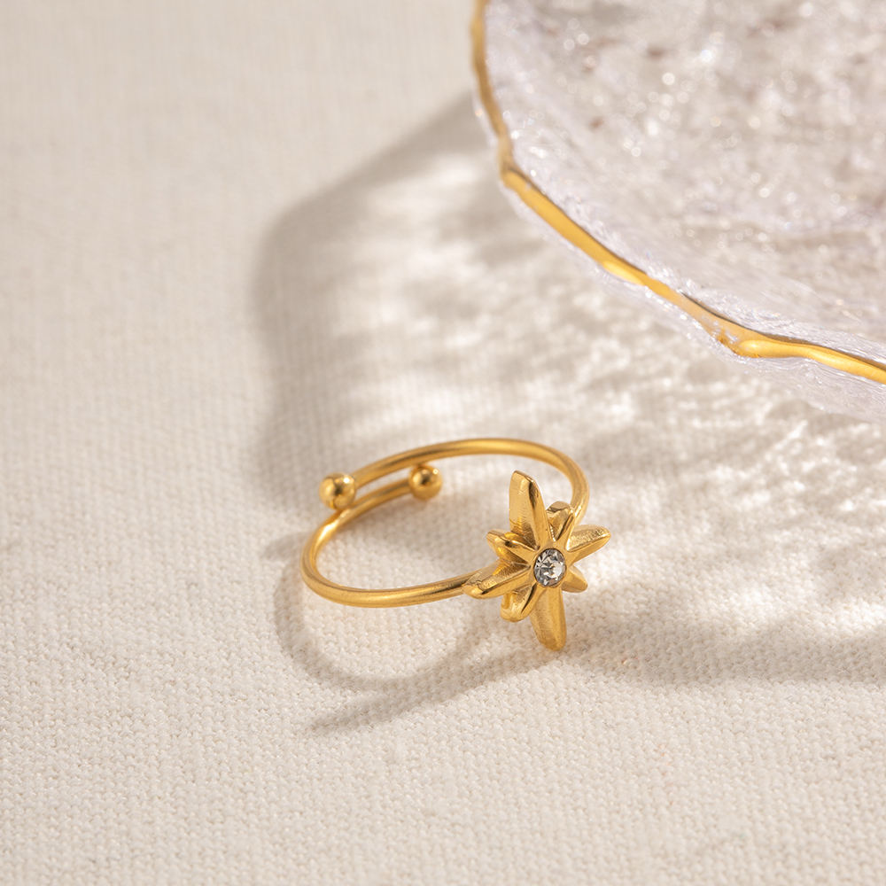 Waterproof 18K Gold-plated Stainless Steel Fashion Jewelry White Zirconia Octagram Rings for Women